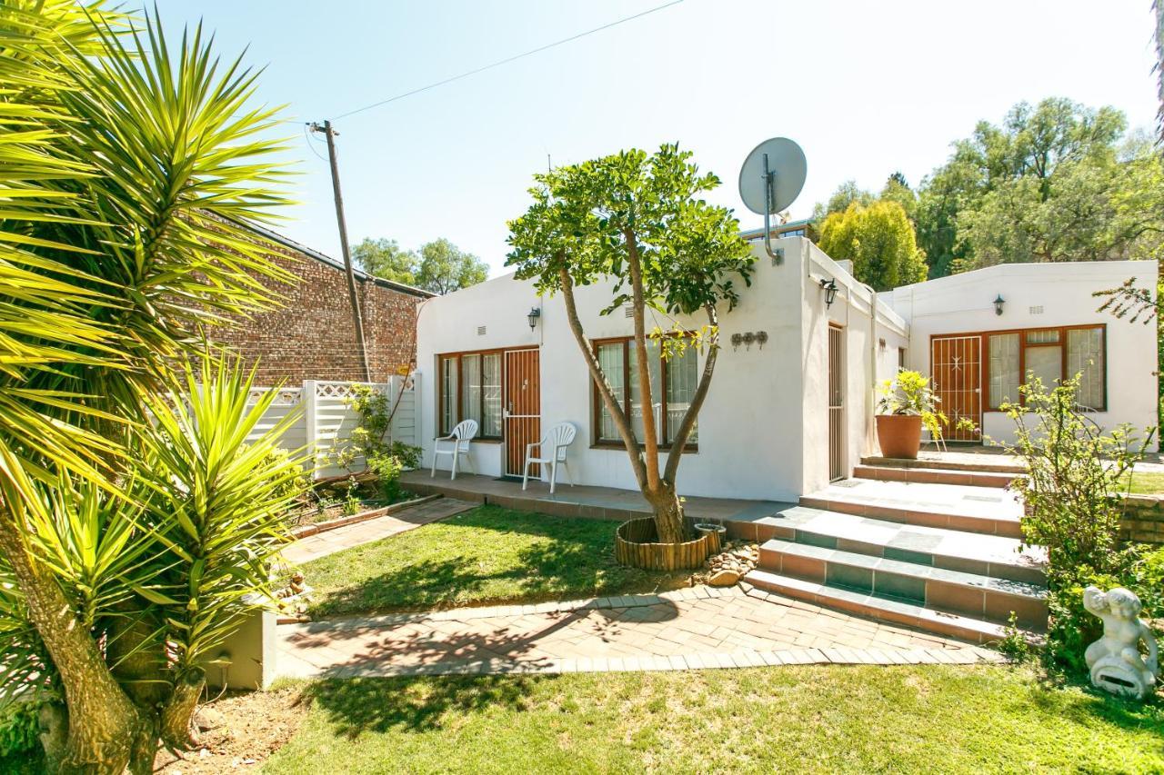 Langenhoven B&B Oudtshoorn Kültér fotó